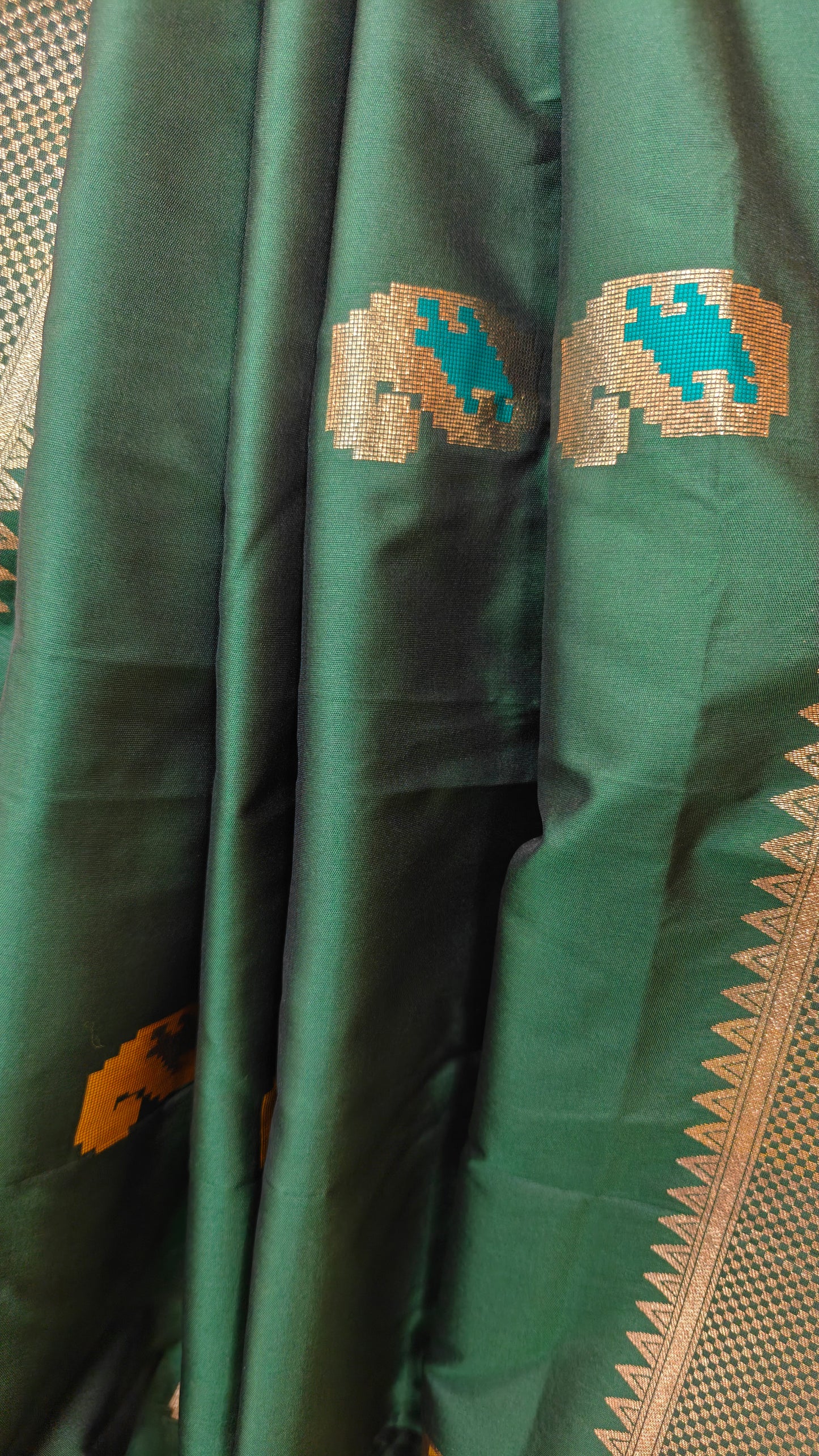 Biswabangla Kalakhetra Premium Silk Saree