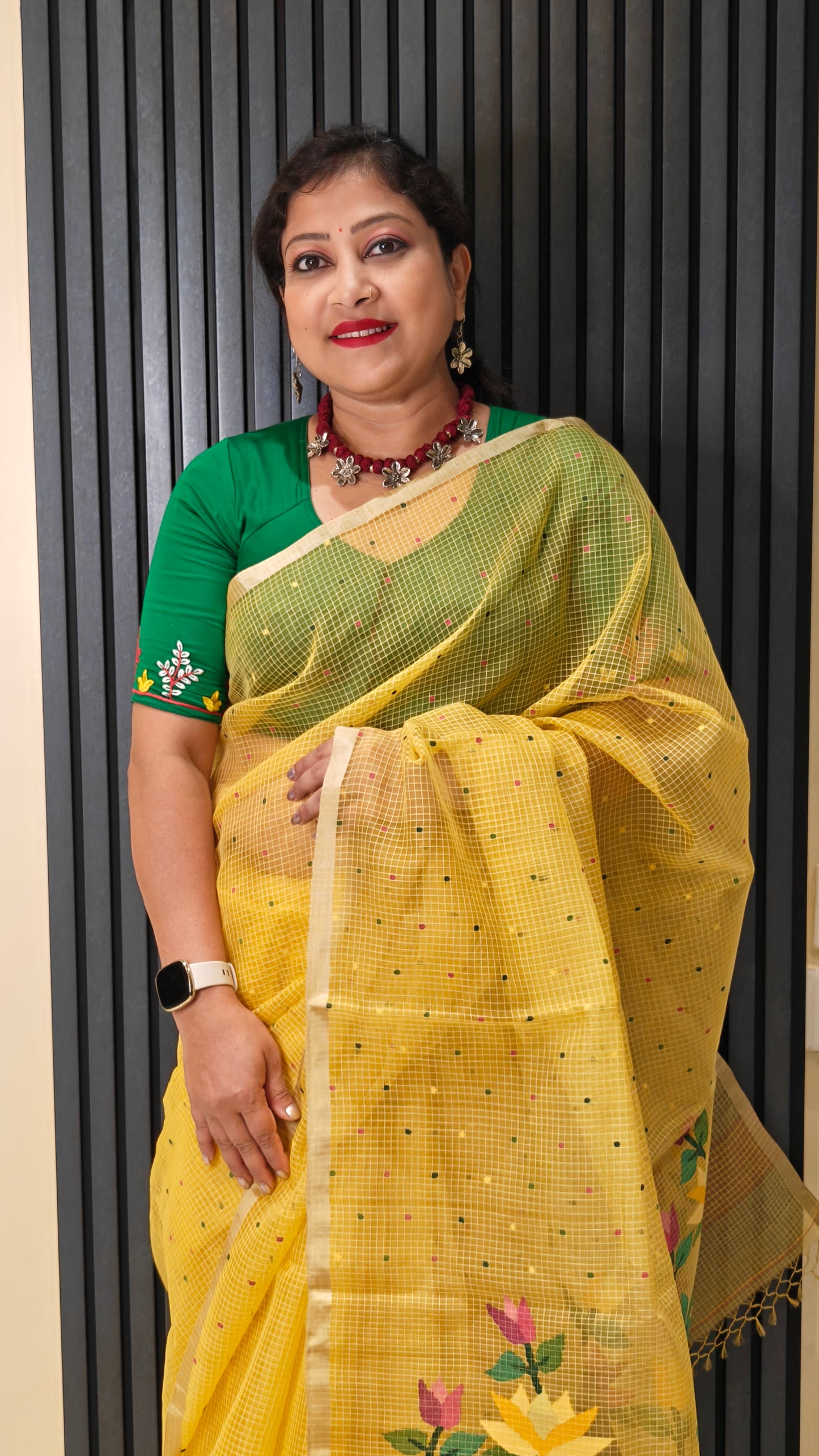 Maslin Jamdani Saree in Mustard Yellow – Woven Whisper of Tradition