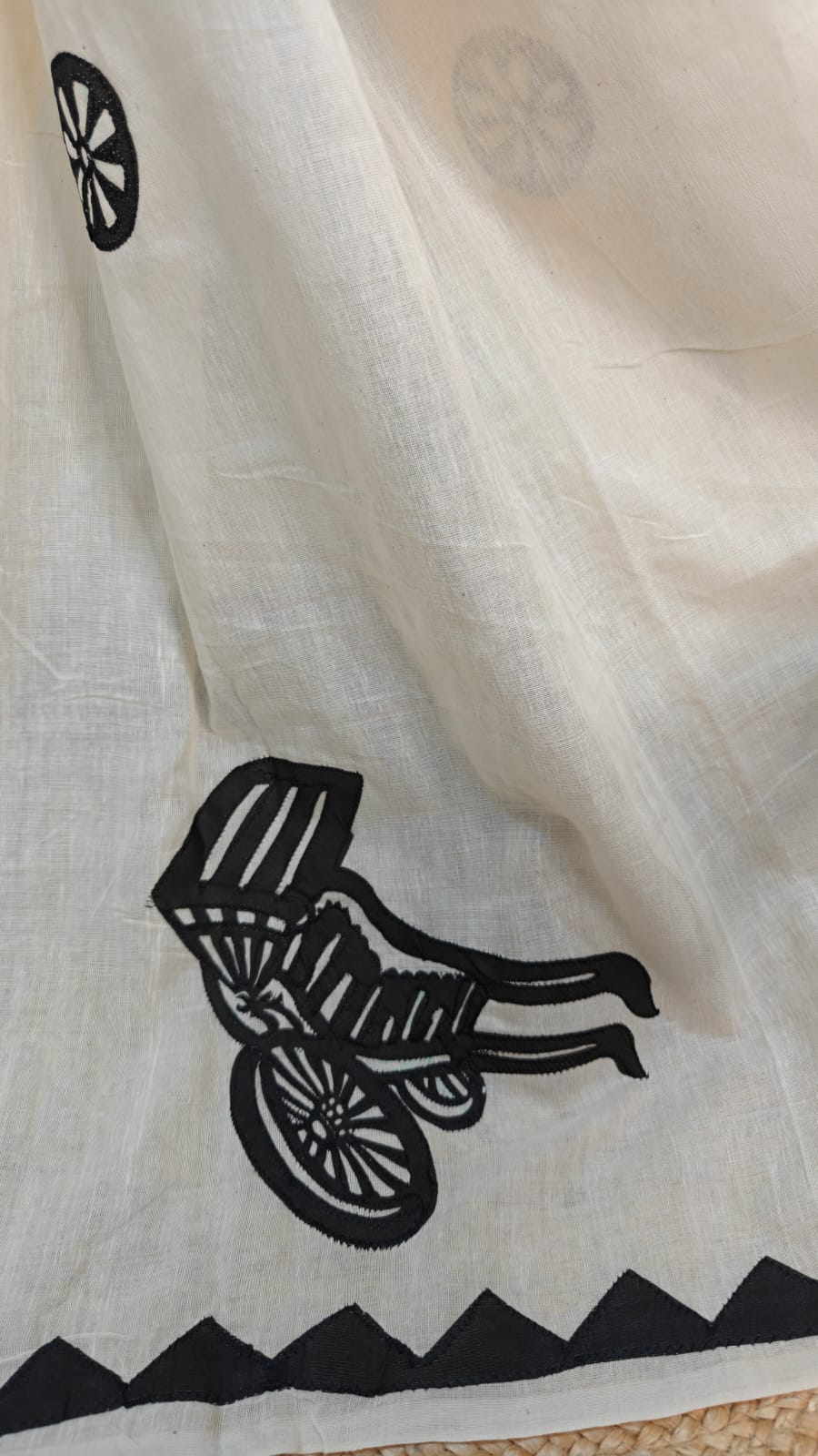 Sold out Pure Mul Cotton Kolkata Applique work Saree