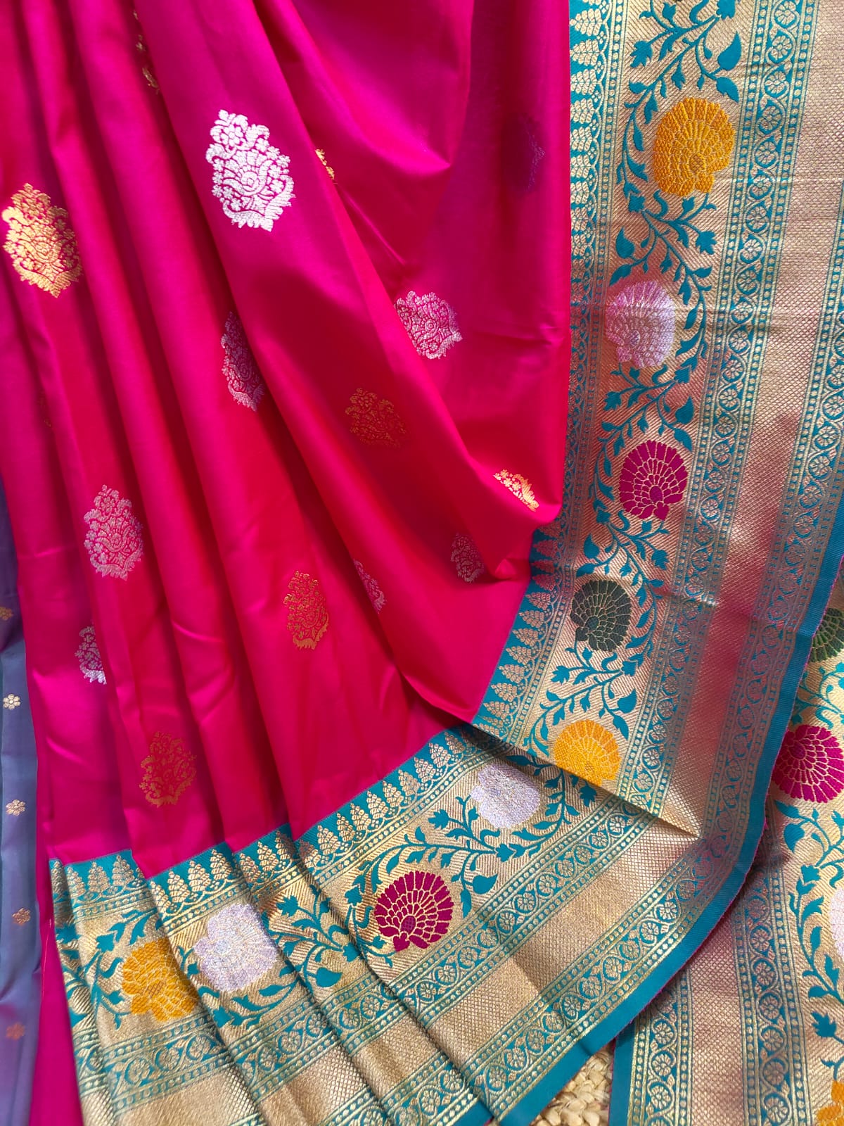 Katan Banarasi Semi Silk Saree – Premium Quality Minakari work with Golden and Silver Zari Weave
