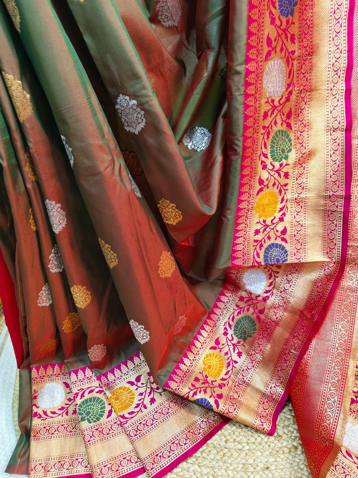Katan Banarasi Semi Silk Saree – Premium Quality Minakari work with Golden and Silver Zari Weave