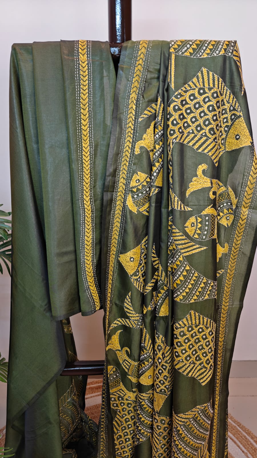 Sold out Blended Bangalore Silk Kantha Saree – A Graceful Artistry on Fish Motif