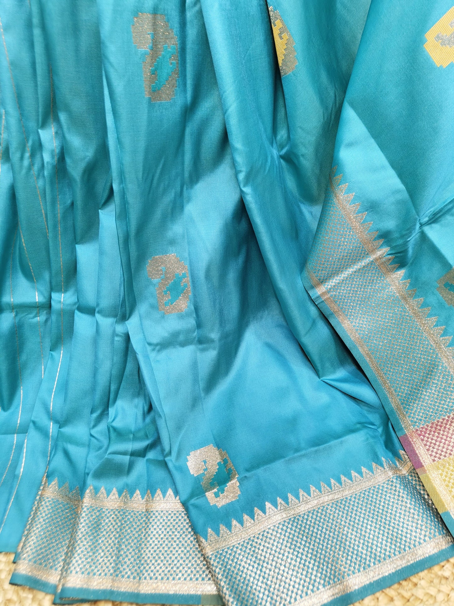 Biswabangla Kalakhetra Silk Saree