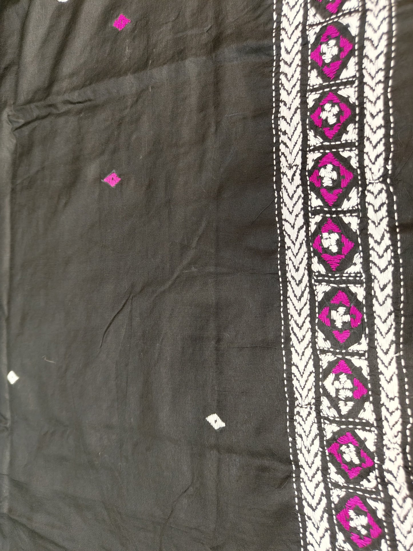 Pure Bangalore Silk Kantha Stitch Saree-Madhamani Motif