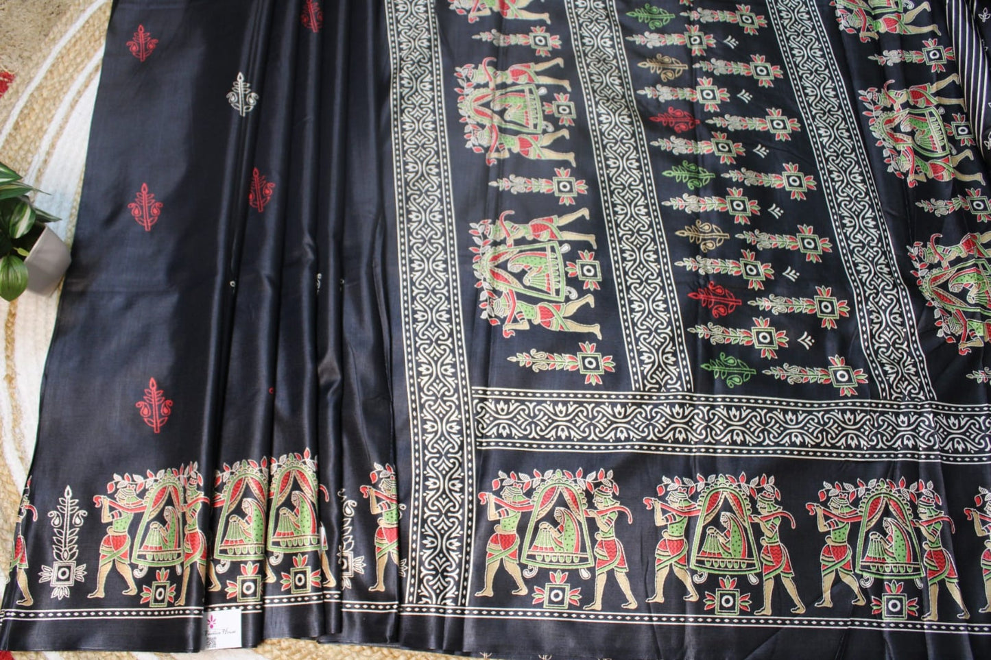 Sold Out Premium Murshidabad Silk Saree – Dolabedi Elegance