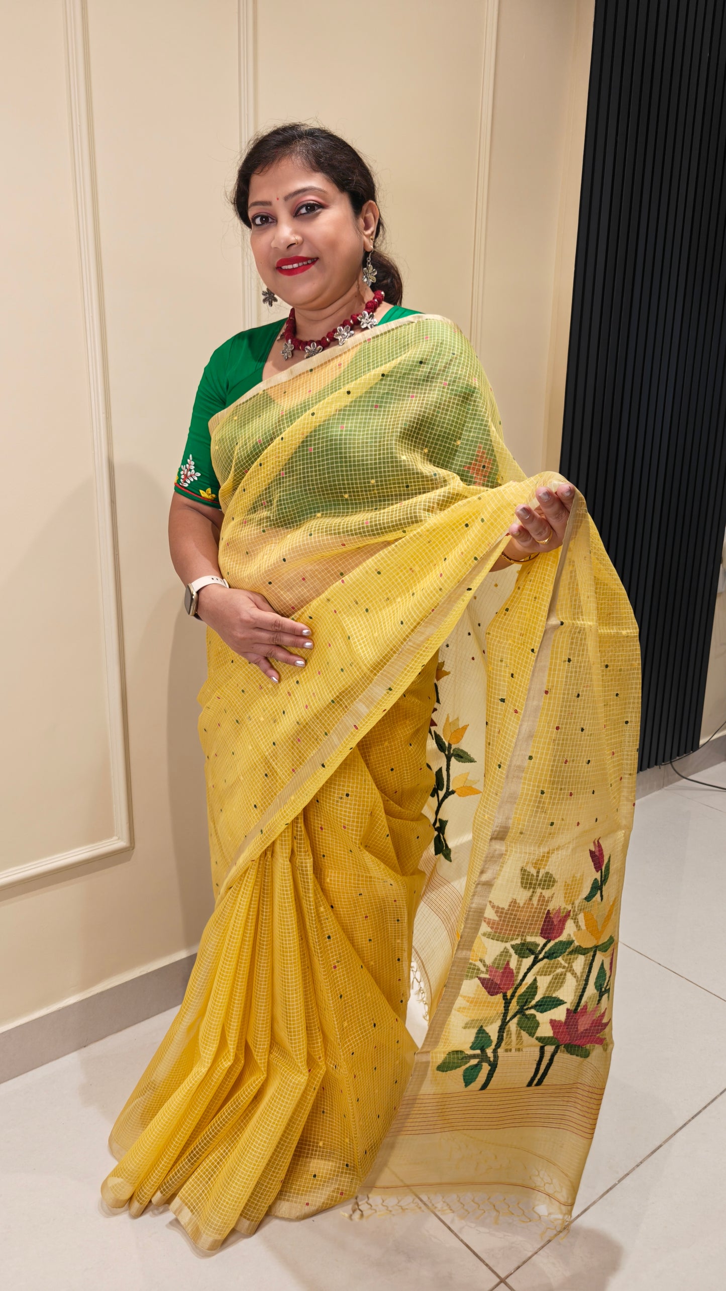 Pure Handloom Resham Muslin Saree – Mustard Yellow Elegance