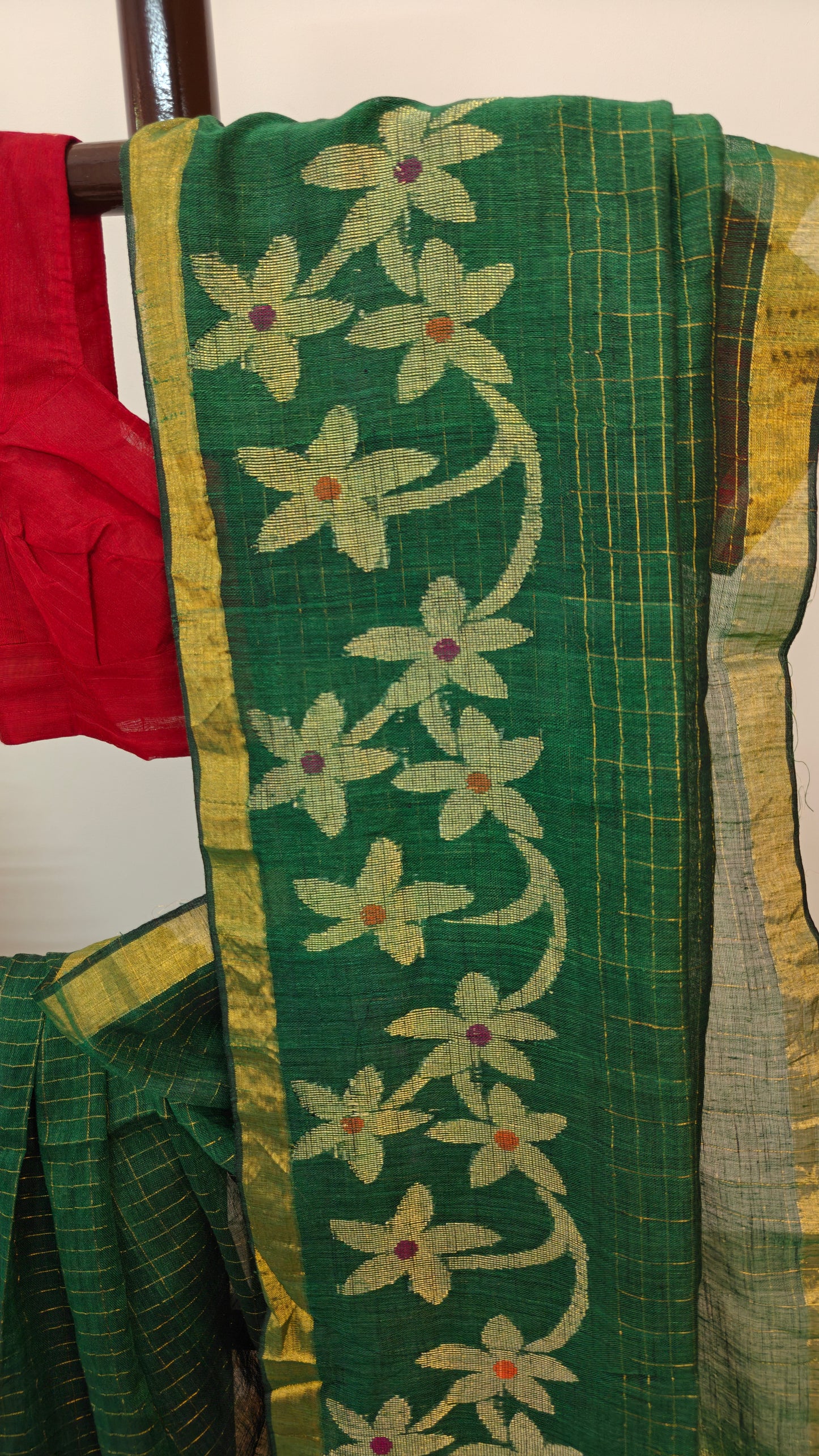 Handwoven Linen Jamdani Saree with Zari Check work