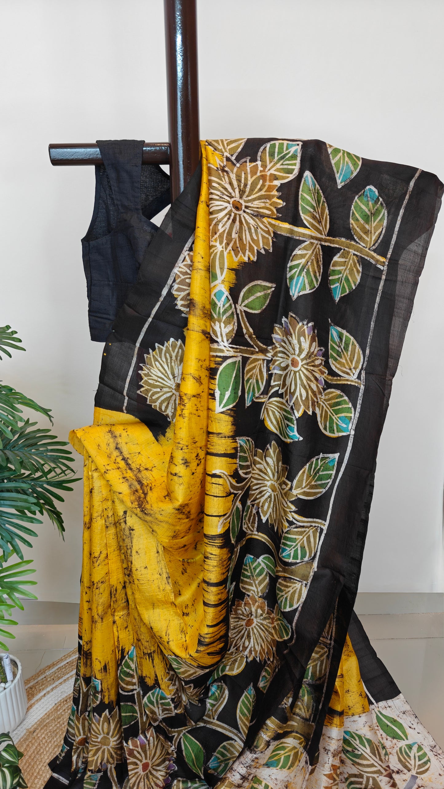 Sold out Pure Murshidabad 3-Ply Silk Mom batik Hand painted Saree – Sunshine & and Petals- Sold in Bangalore