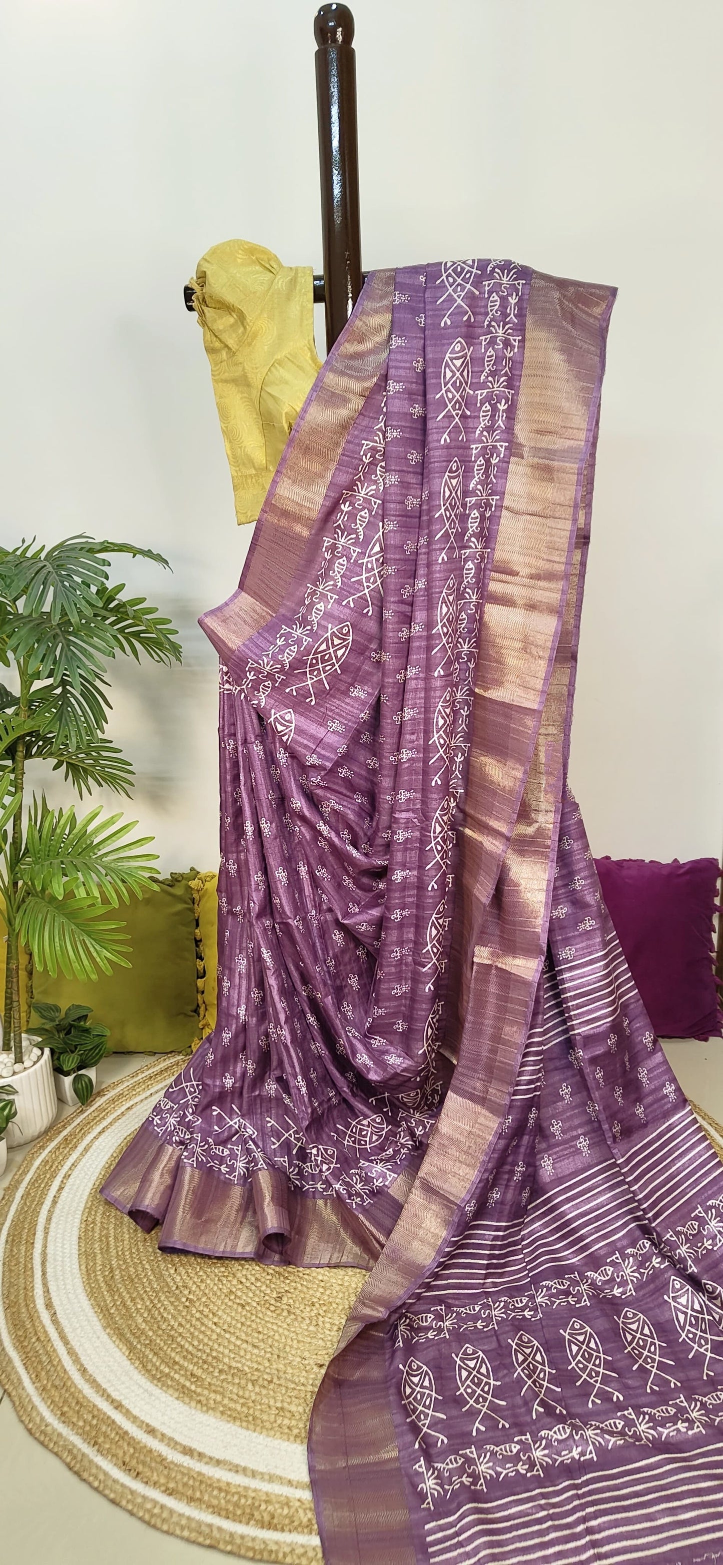 Sold Out Semi Tussar Matka With Bagru print and Zari Border