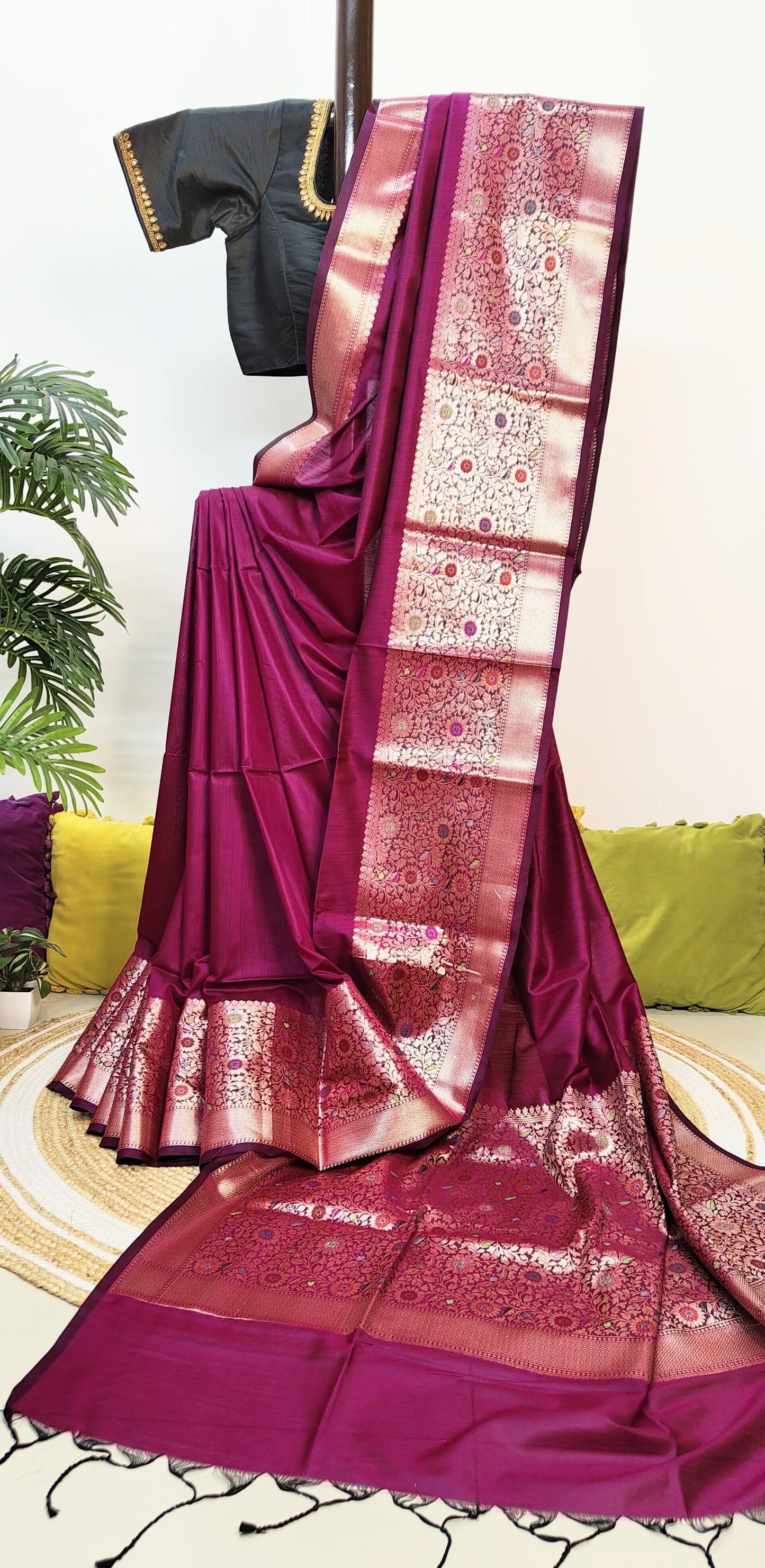 Semi Munga Tussar Silk Banarasi Saree with Minakari Weaves