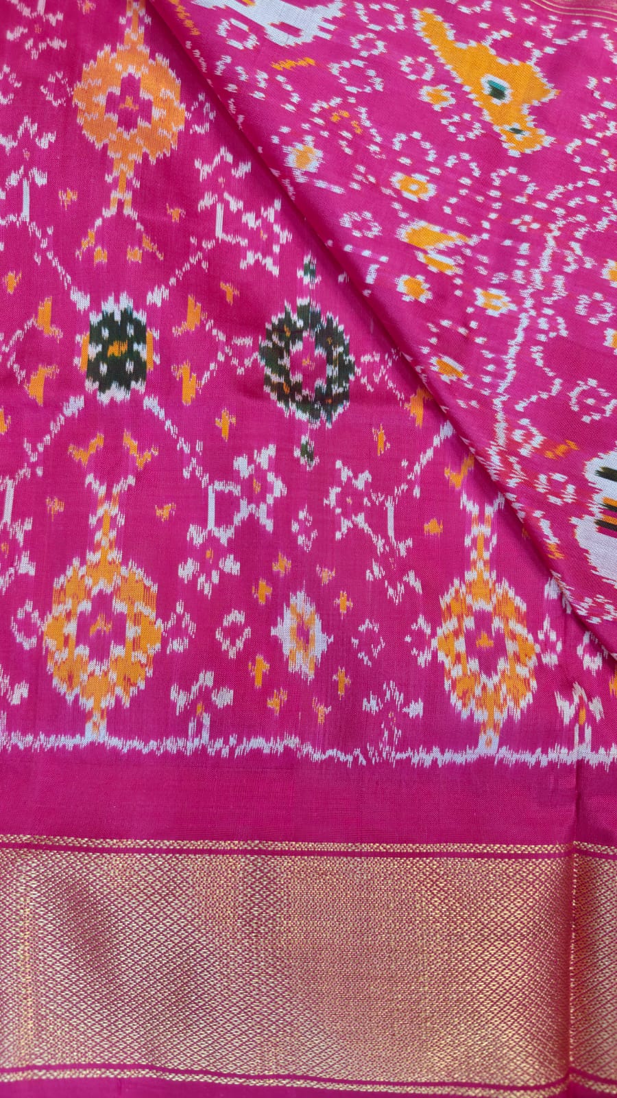 Sold Out Pochampalli Patola Ikkat Pure Silk Saree – A Symphony of Tradition & Grace-Sold in Bangalore