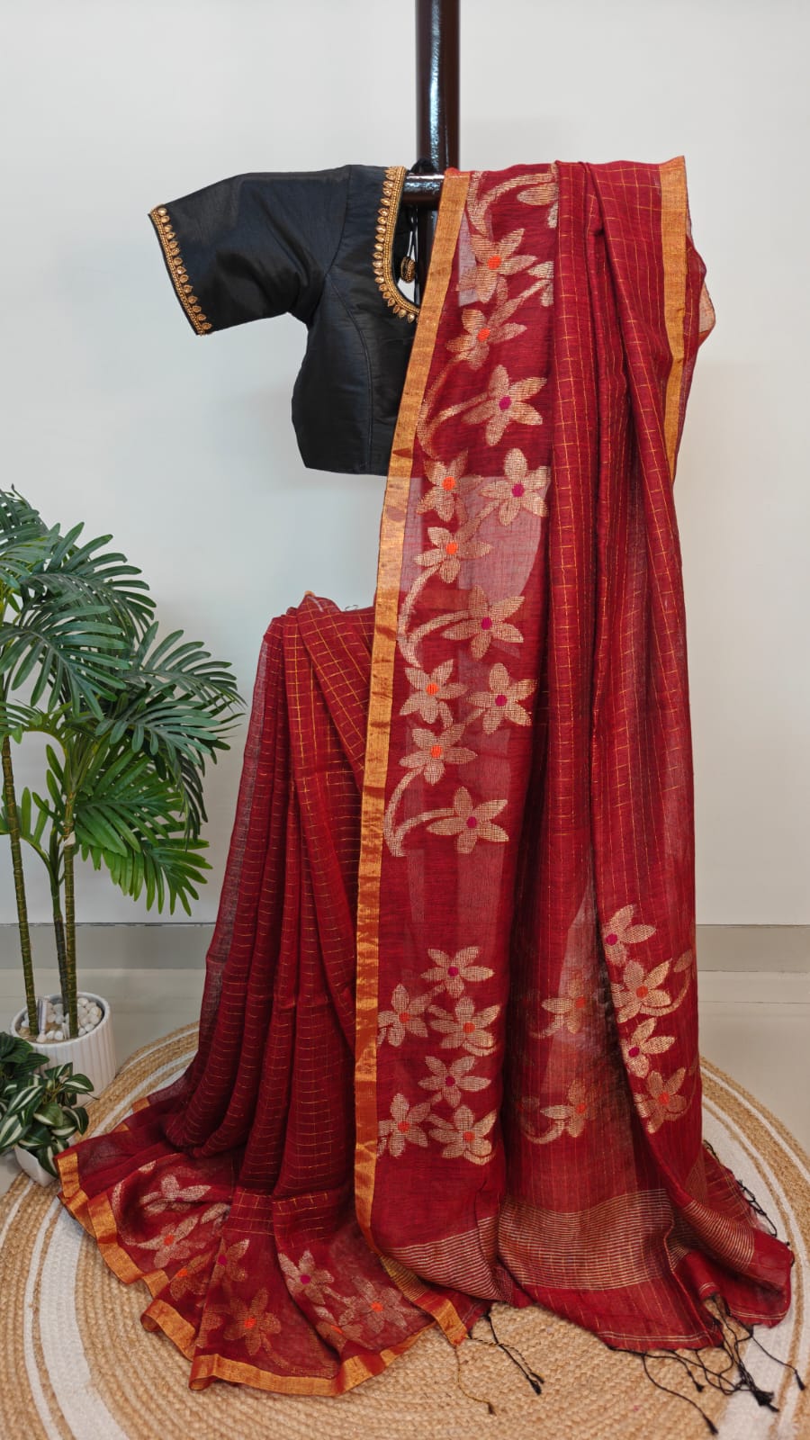 Sold out Handwoven Linen Jamdani Saree with Zari Check work
