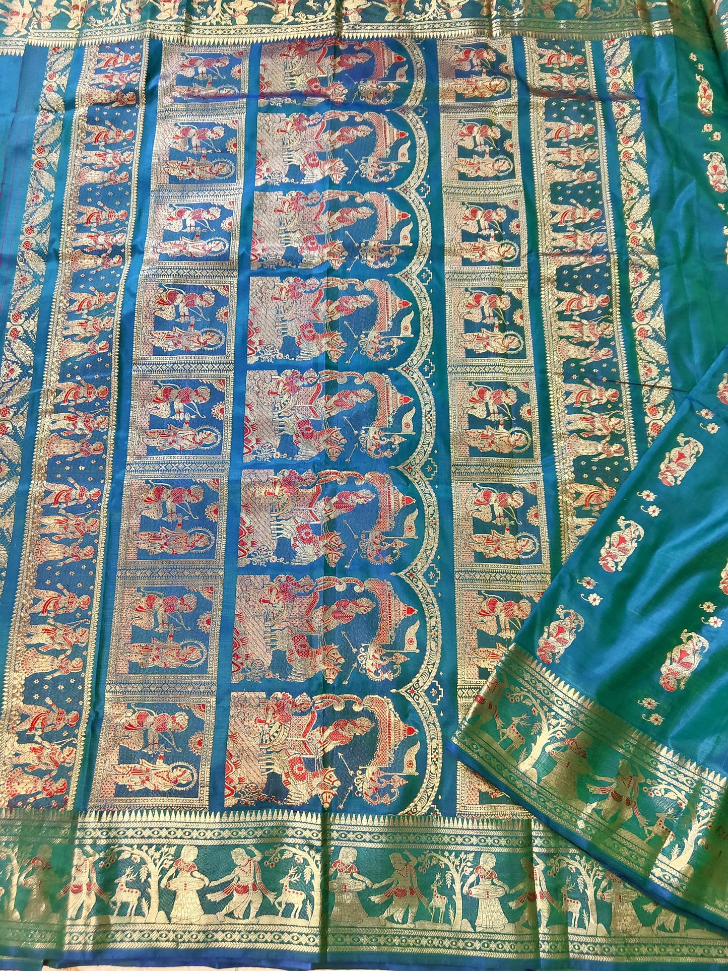 Pure Swarnachari Saree 3-Ply in Dual-Tone Peacock Blue – A Symphony of Tradition and Elegance