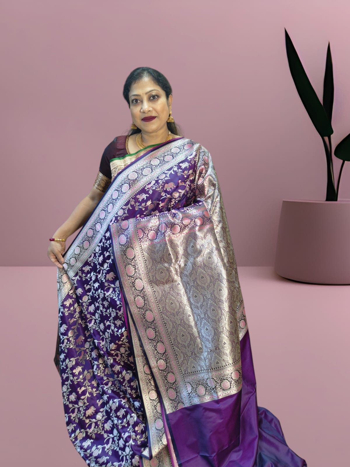 Premium Katan Shikargha Benarasi Saree