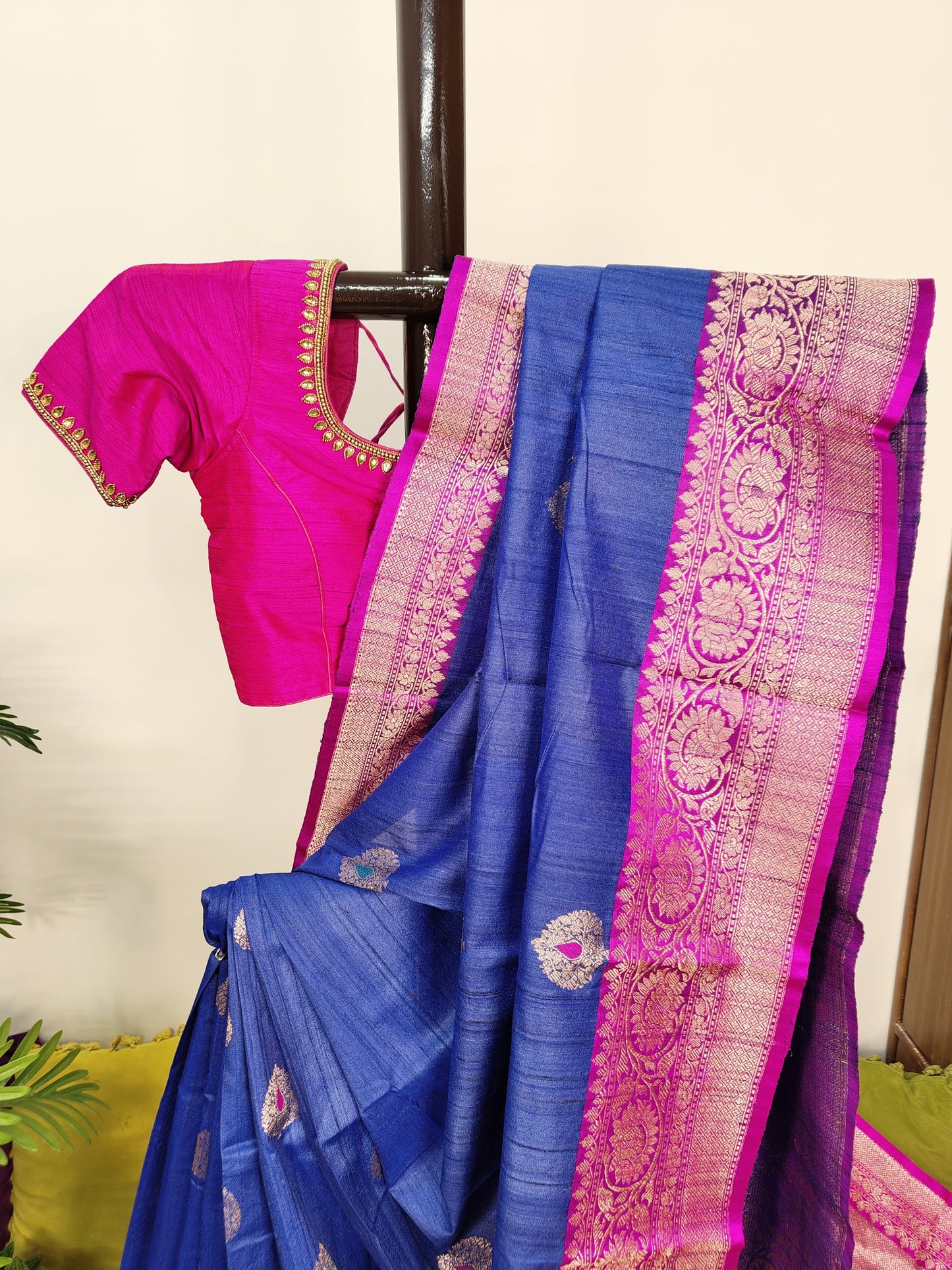 Pure Tussar Raw Silk Benarasi Saree, Silk mark Certified