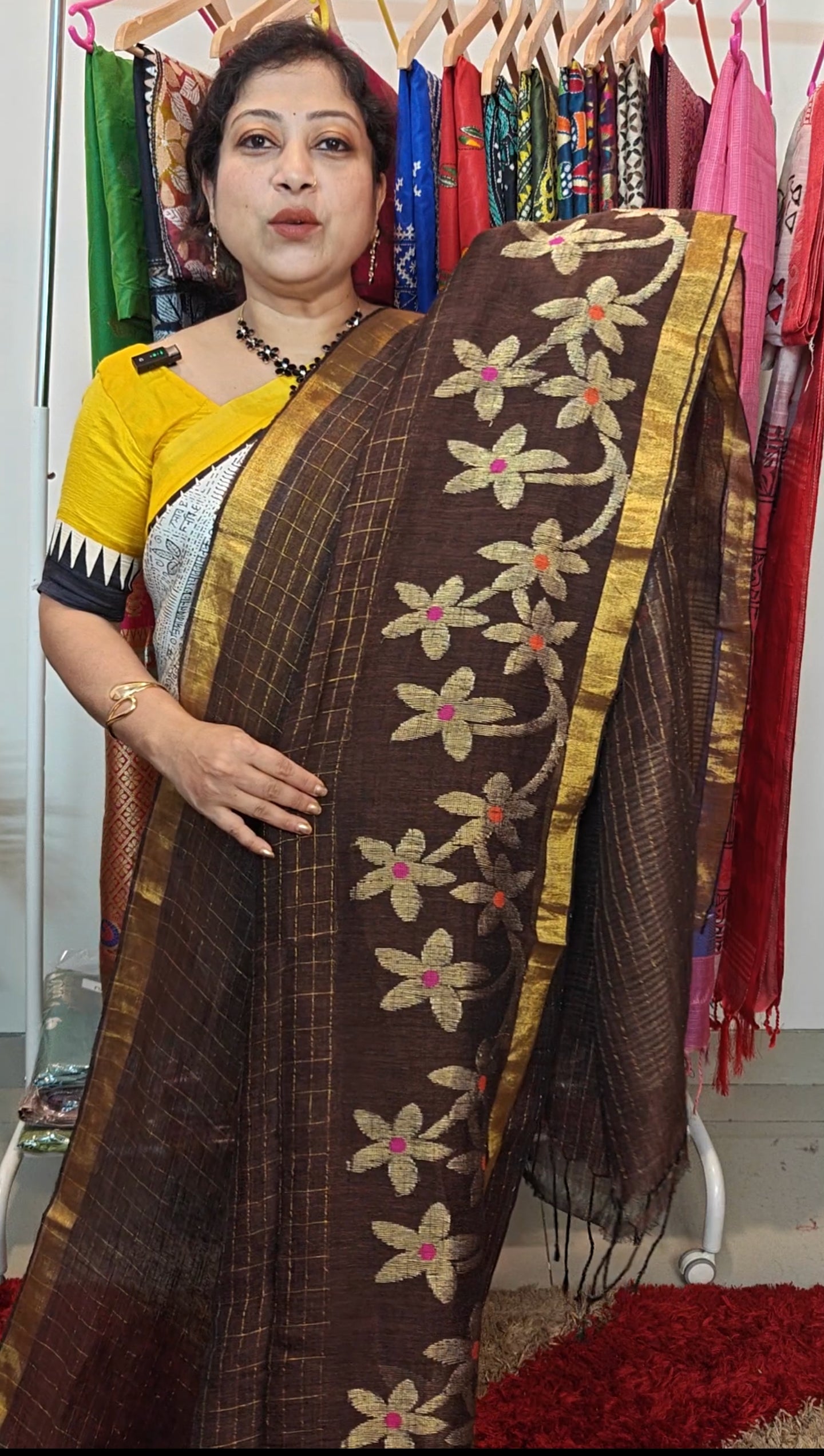 Sold out Handwoven Linen Jamdani Saree with Zari Checkwork