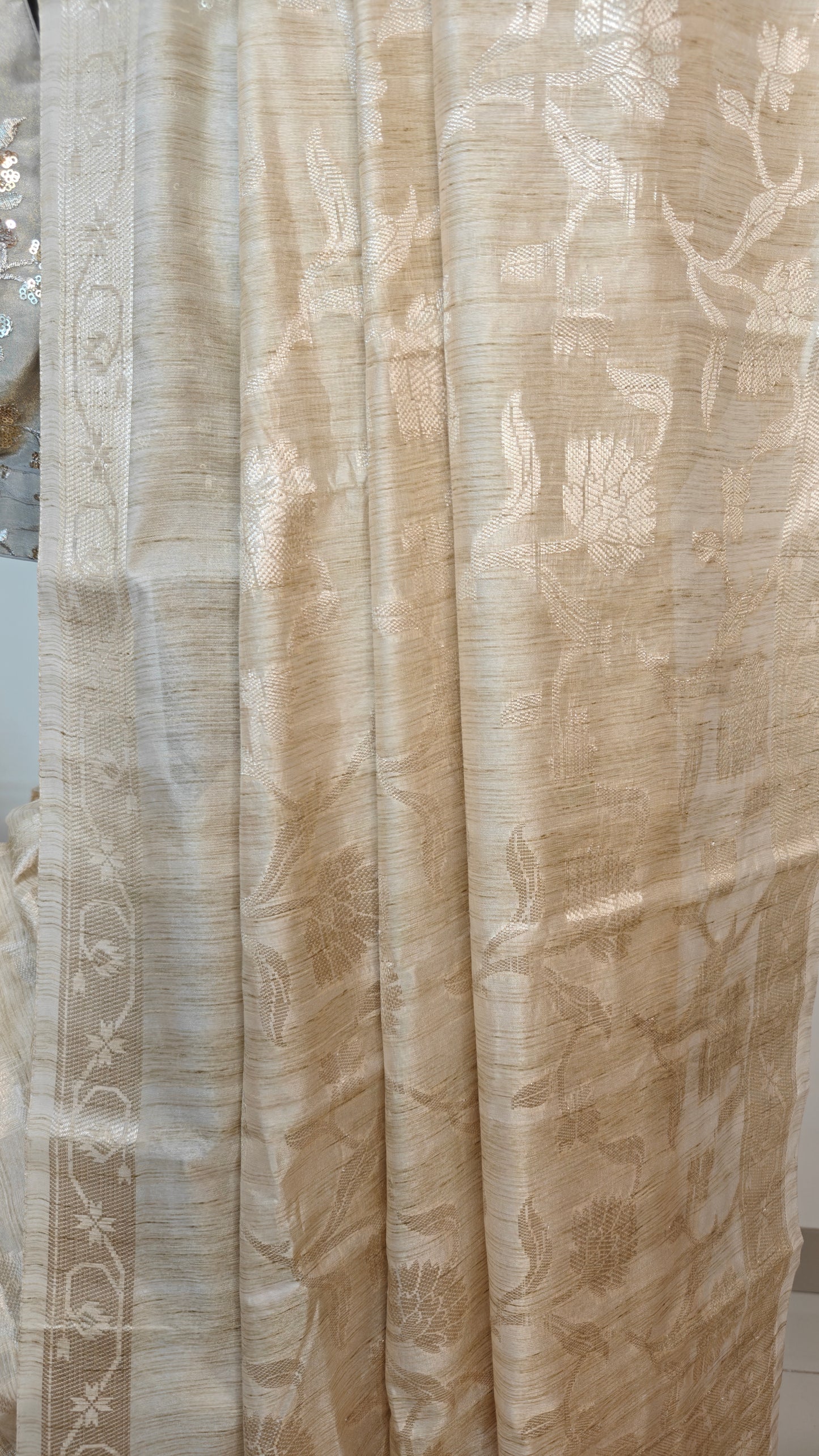 Semi Tussar Jamdani Saree