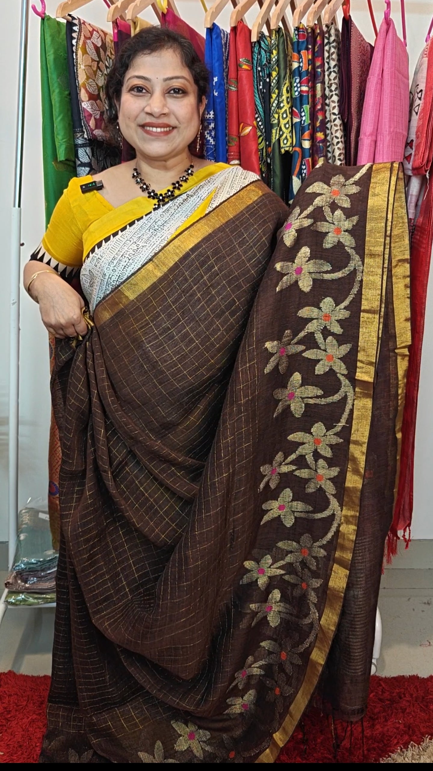 Sold out Handwoven Linen Jamdani Saree with Zari Checkwork