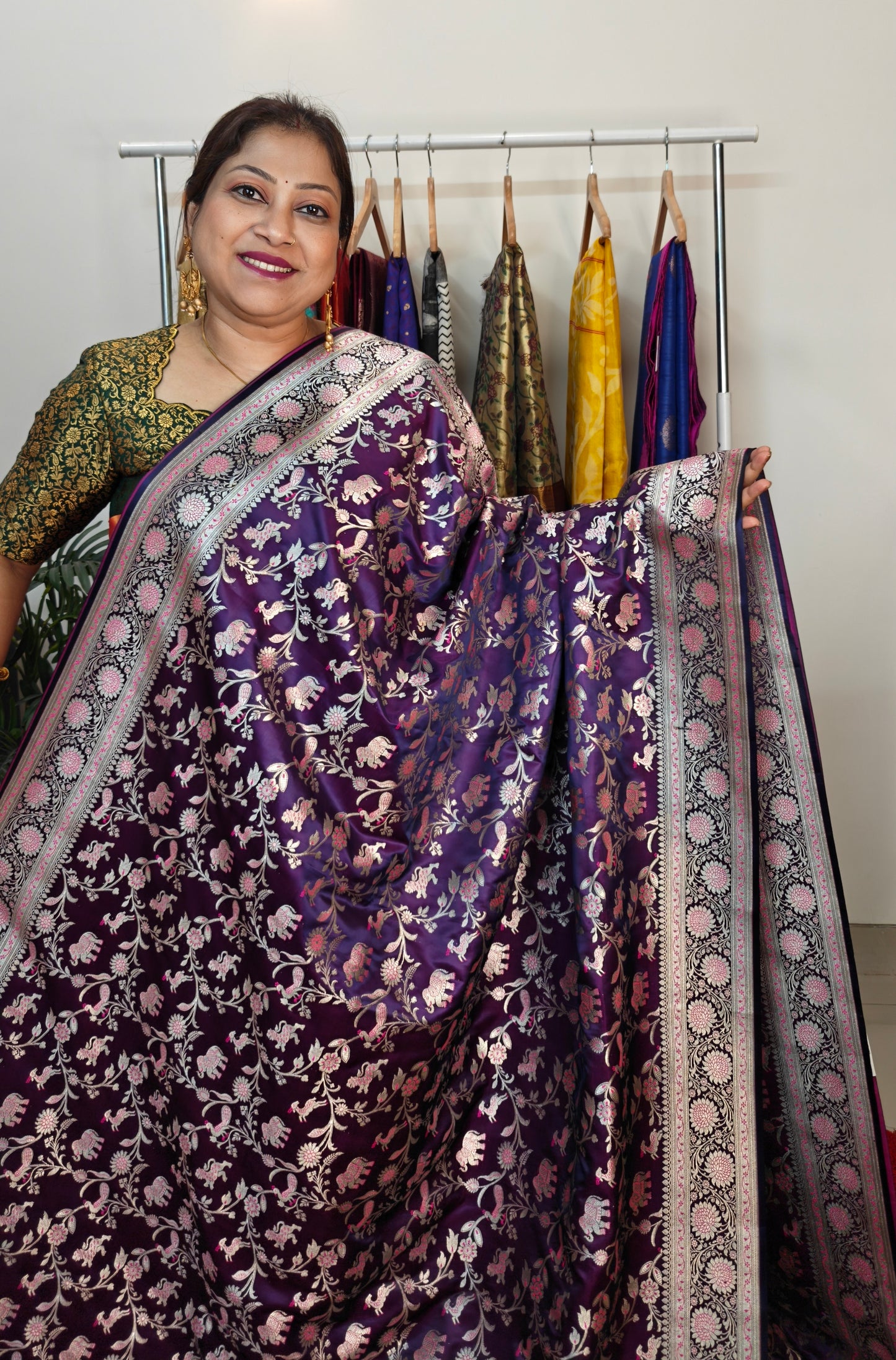 Sold out Premium Katan Shikargha Benarasi Saree