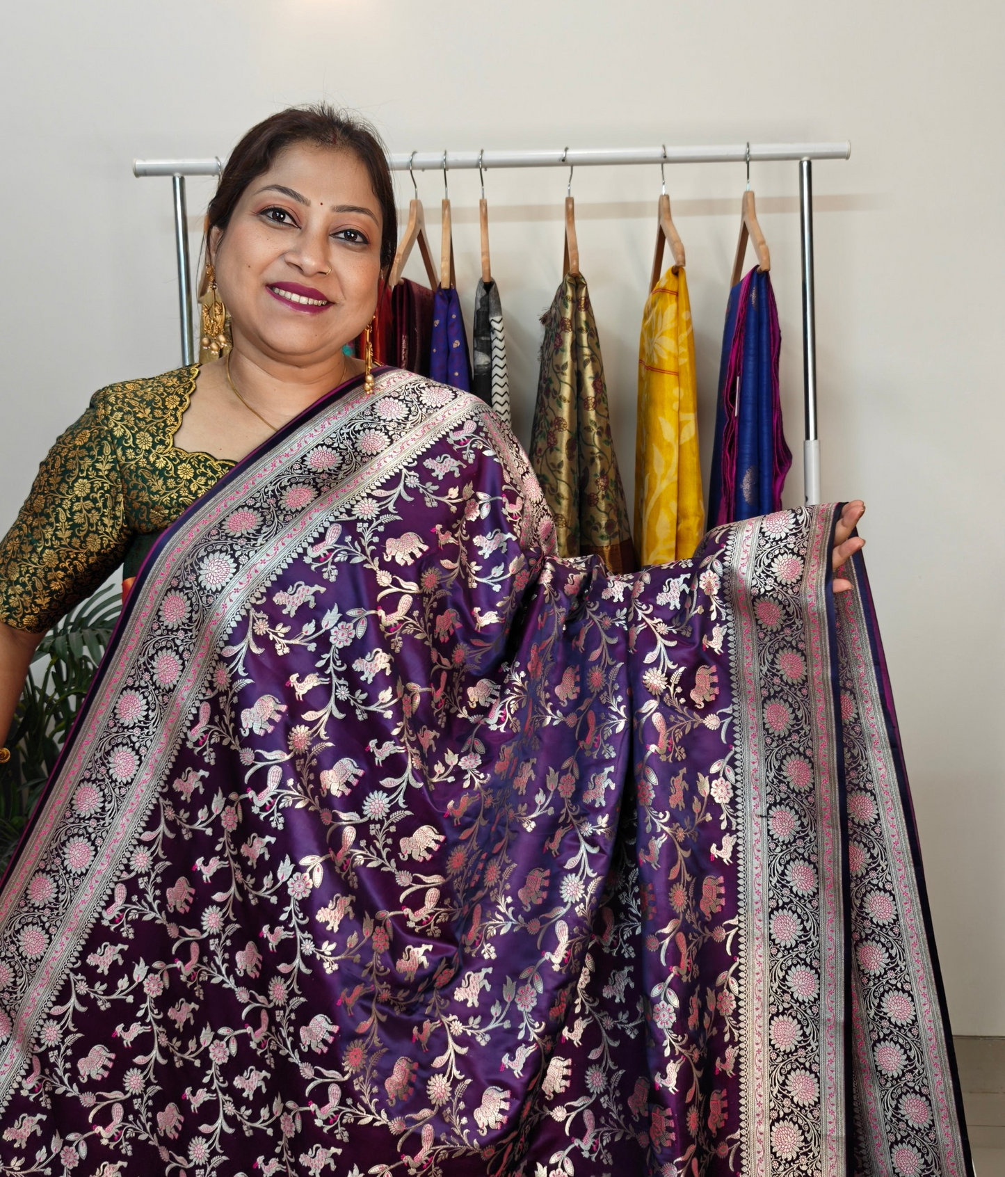 Sold out Premium Katan Shikargha Benarasi Saree